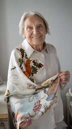 Jedwabna apaszka „Teresa 1946”