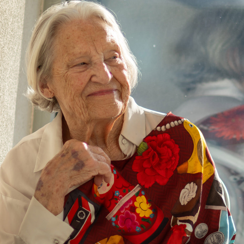 Ręcznie rysowana jedwabna apaszka „Maria”